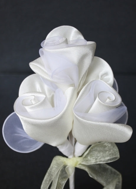 Three Rose Racquet in Cream