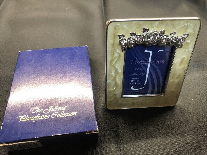 Juliana Silver Plated Photo Frame with Ivory Enamel Inlay