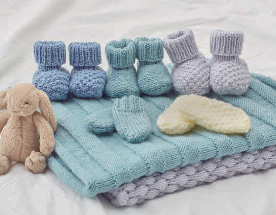 King Cole Newborn Pattern Book 2 - Is it a boy, is it a girl .. ?