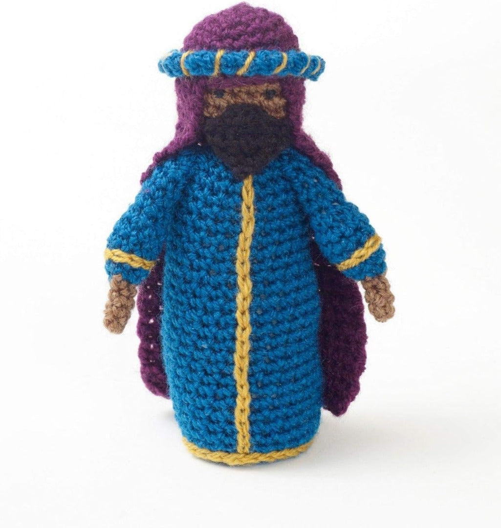 King Cole Christmas Crochet Book 3 - Amigurumi Nativity Scene Garland Baubles Wreath Penguin & More