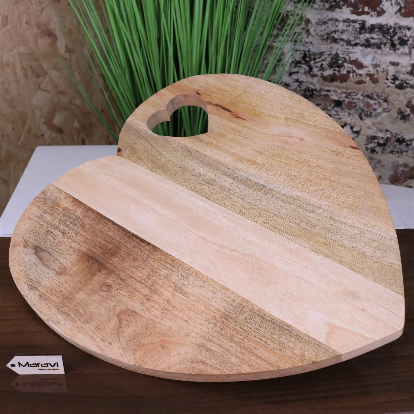 Dili Heart Shape Mango Wood Chopping Board 40cm