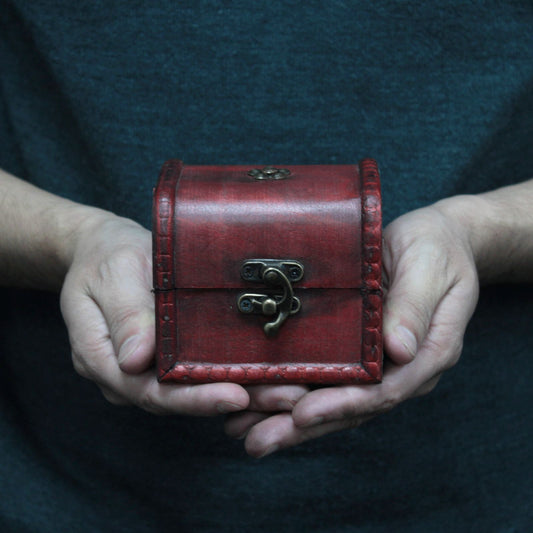 Small Classic Chest