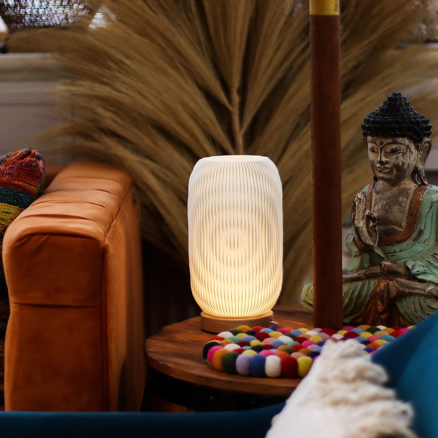Modern Twisted New Wave Lamp - USB - 3 settings