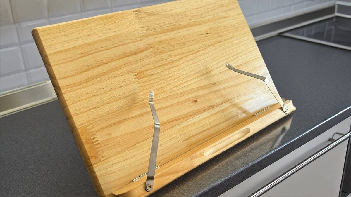 Personalised Wooden Cook Book Stand with Air Fryer Conversion Chart