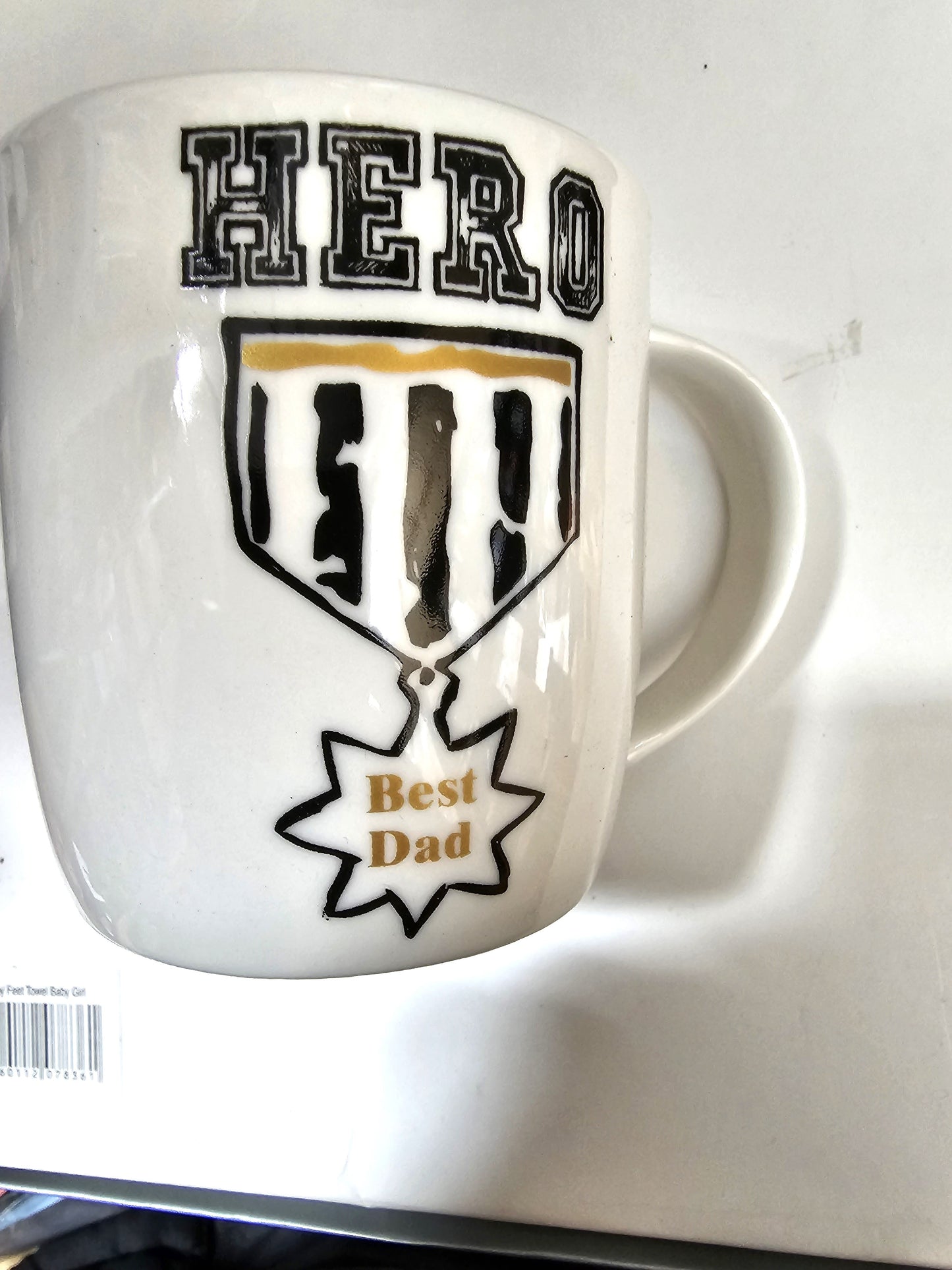 HERO BEST DAD GIFT MUG