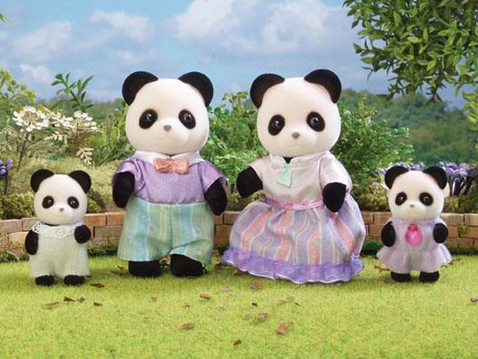 Sylvanian Families Pookie Panda Family Toy Playset for Ages 3 and Up