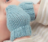 King Cole Newborn Pattern Book 2 - Is it a boy, is it a girl .. ?