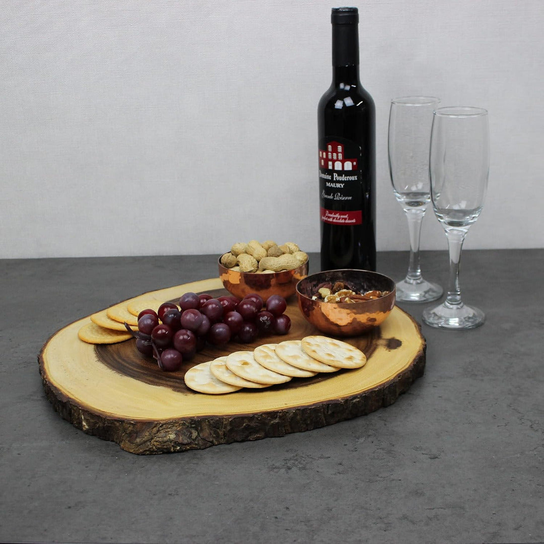 Large Round Rustica Wooden Chopping / Serving Board - 32-37cm