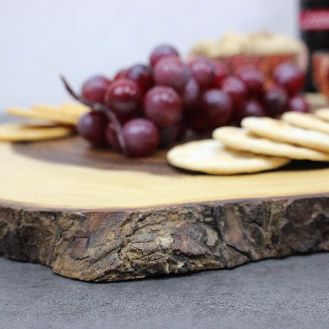 Large Round Rustica Wooden Chopping / Serving Board - 32-37cm