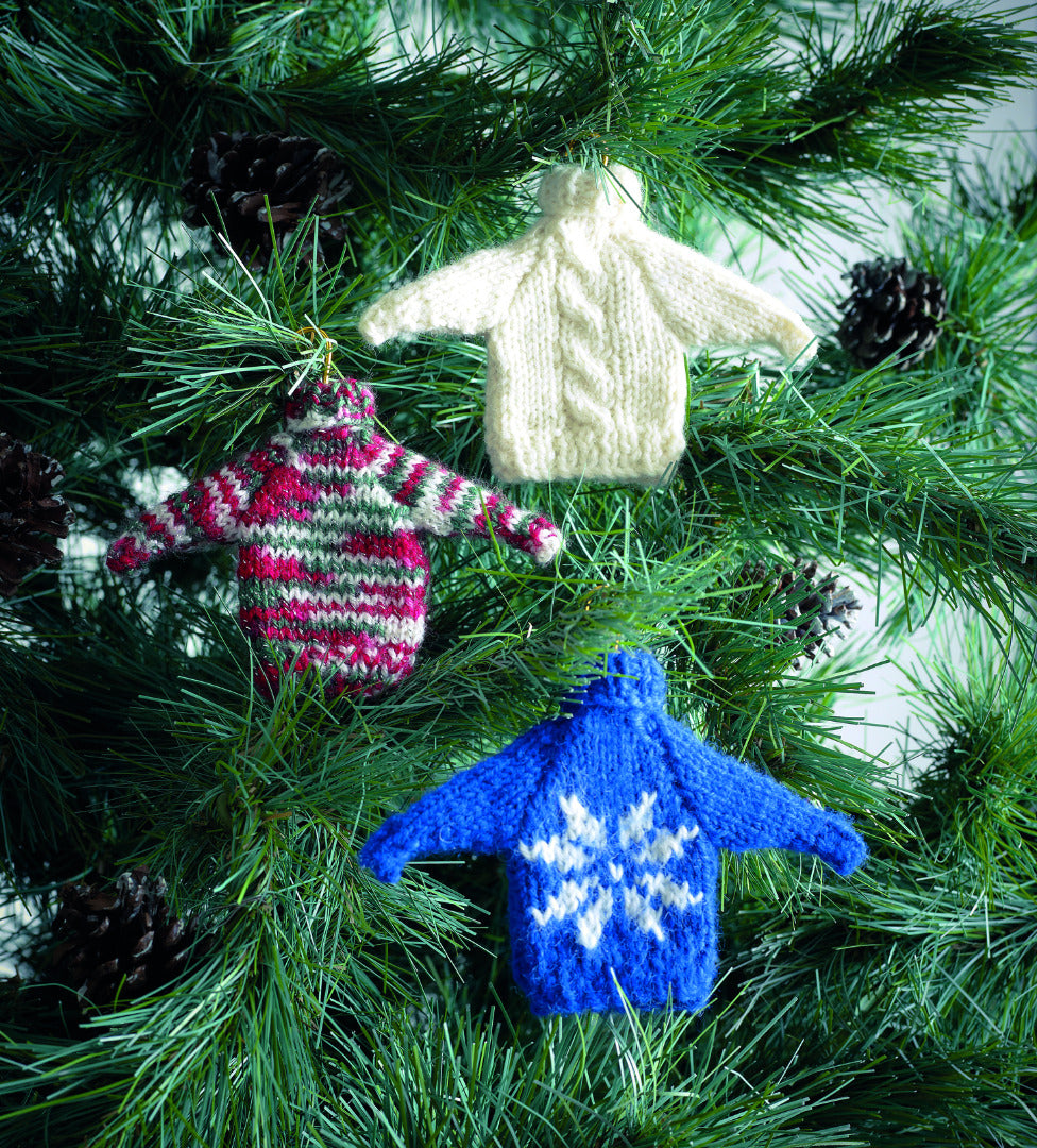 King Cole Christmas Knits Book 3 - Nativity Scene Festive Xmas Decorations Tea Cosy & Garland