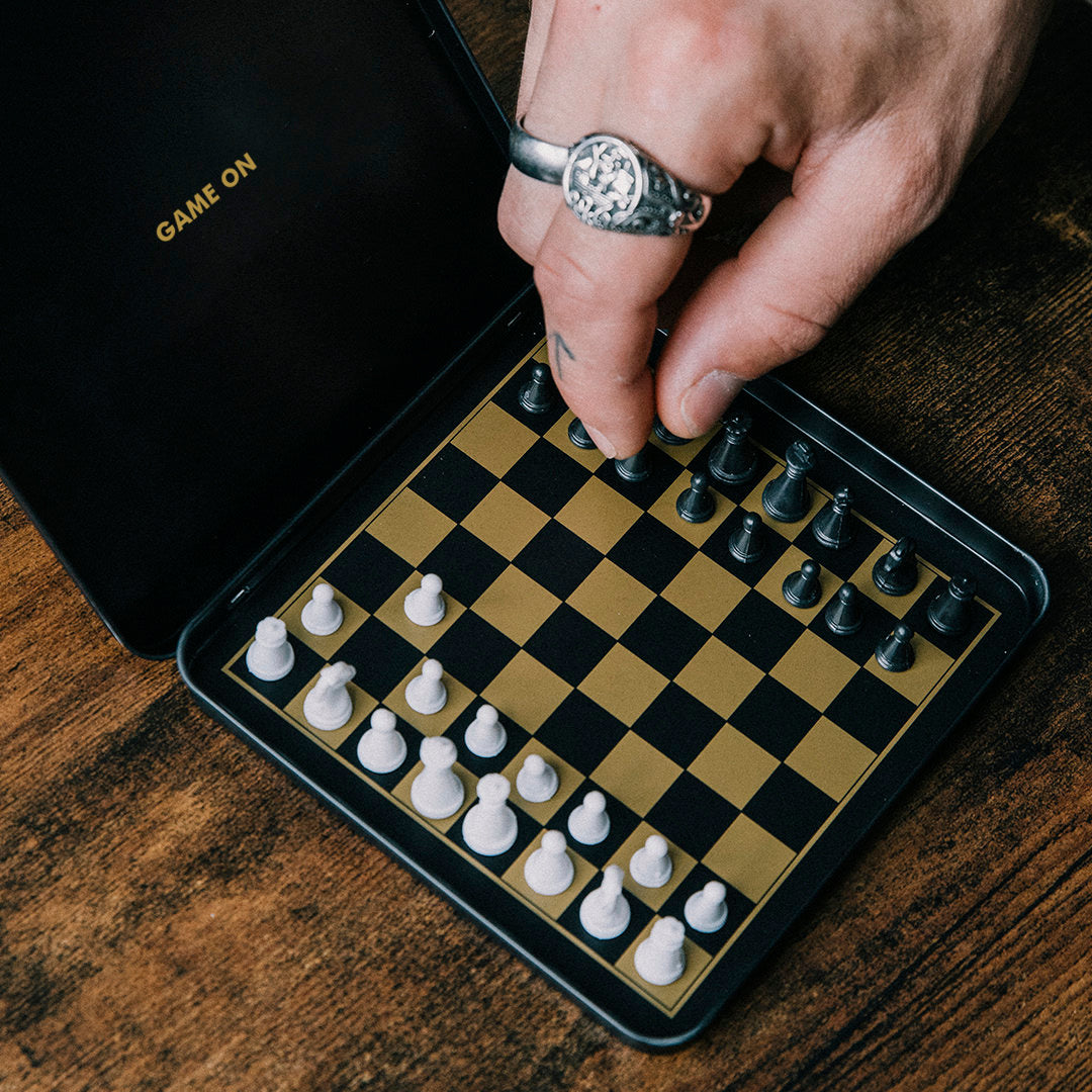 Game On Travel Magnetic Chess Set
