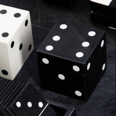 Churchill Games Black And White Dice Box With 5 Dice