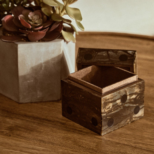 Churchill Games Brown And Black Finish Dice Box With Five Dice