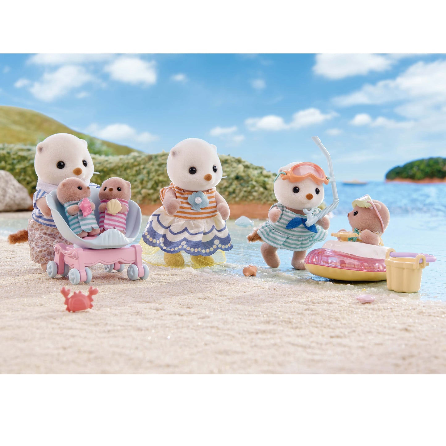 Sylvanian Families Sea Otter Family Toy Playset for Ages 3 and Up