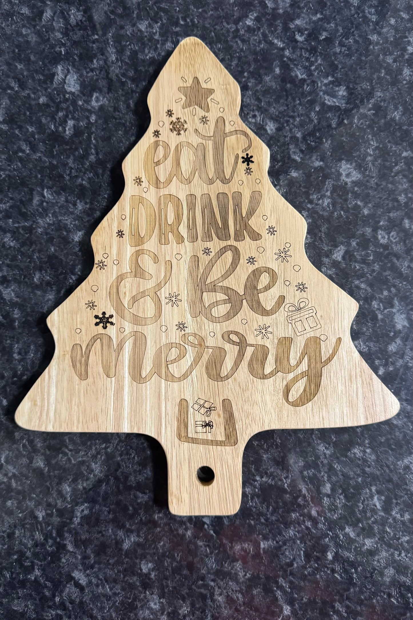 Eat Drink & Be Merry Rubberwood Xmas Tree Shaped Serving Board / Platter