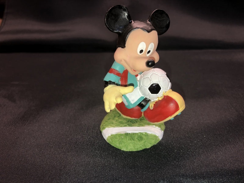 Resin Mickey Mouse / Minnie Mouse Figurines