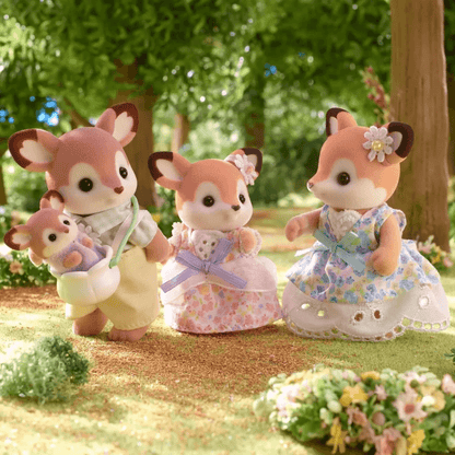Sylvanian Families Deer Family Toy Playset for Ages 3 and Up