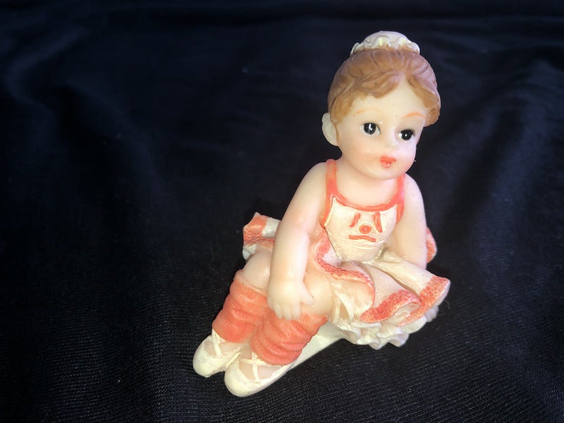 House of Valentina Ballet Girl Figurines
