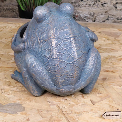 Bari Frog Outdoor Planter