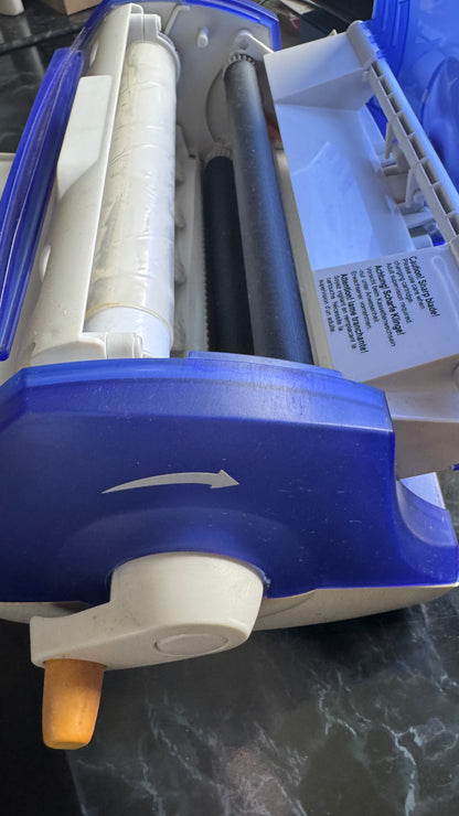 Xyron Creative Station - A4 / 9 Inch + 2x Part-Used Lamination Cartidges