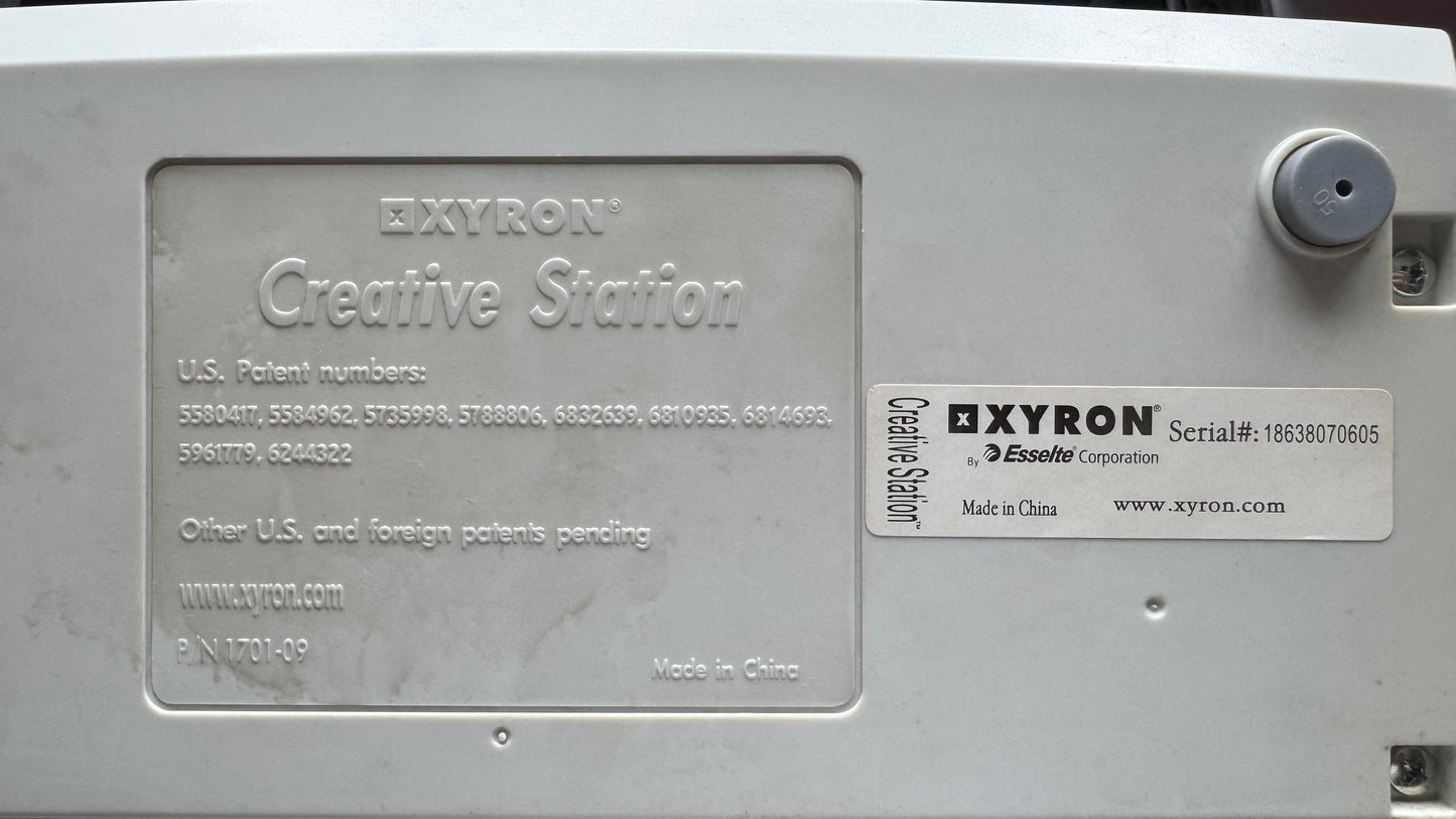 Xyron Creative Station - A4 / 9 Inch + 2x Part-Used Lamination Cartidges