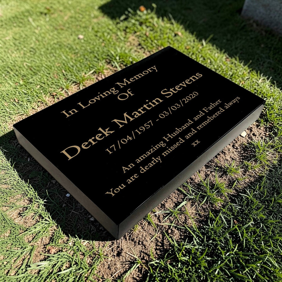Granite Memorial Tablet – Polished Black Stone – Free Personalised Gold Engraving