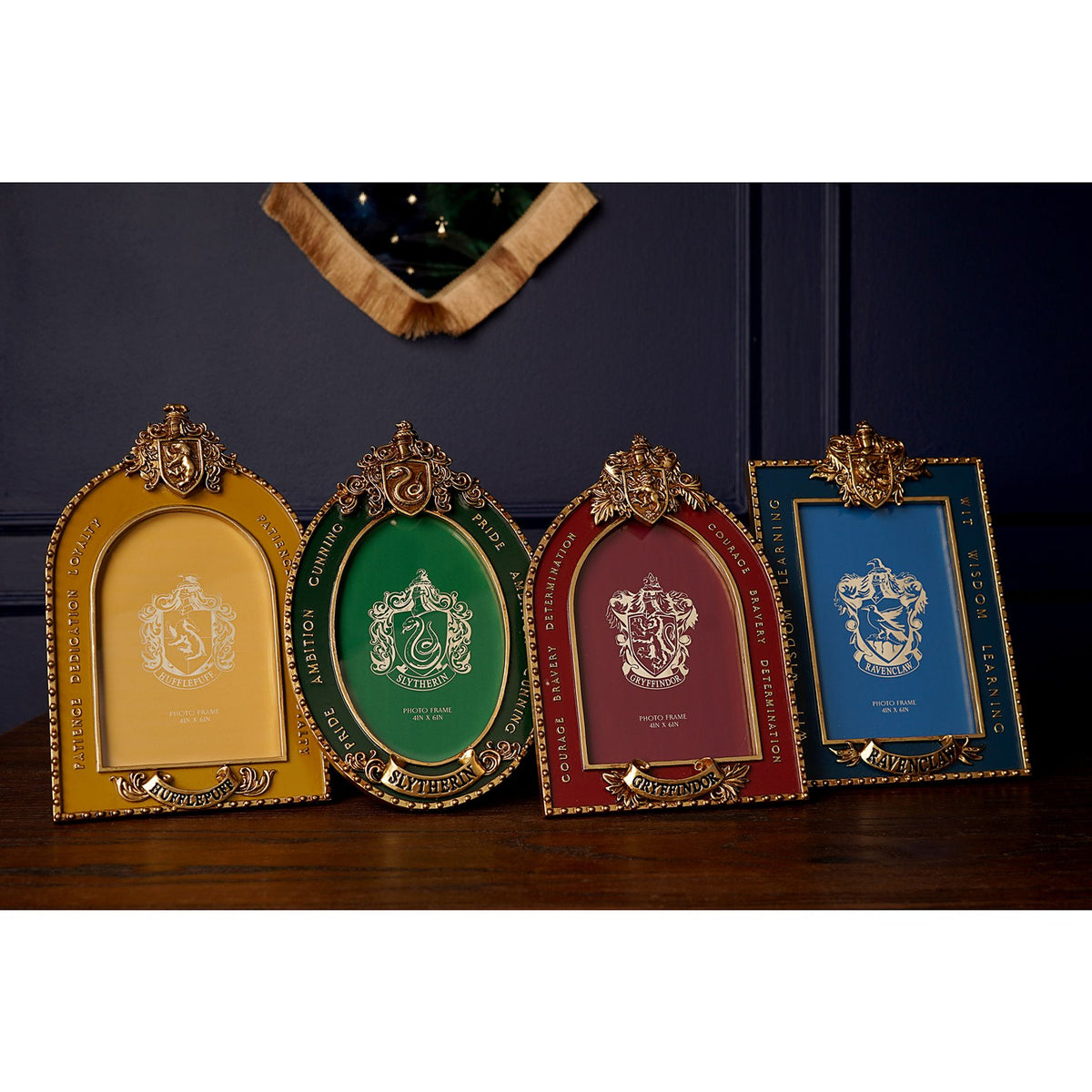 Harry Potter Alumni Photo Frame 4" x 6" - Gryffindor