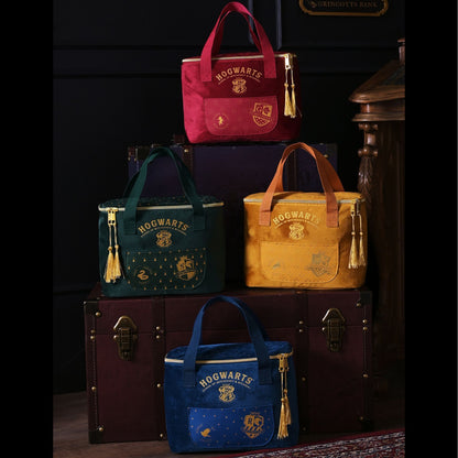 Warner Bros Harry Potter Alumni Lunch Bag Gryffindor