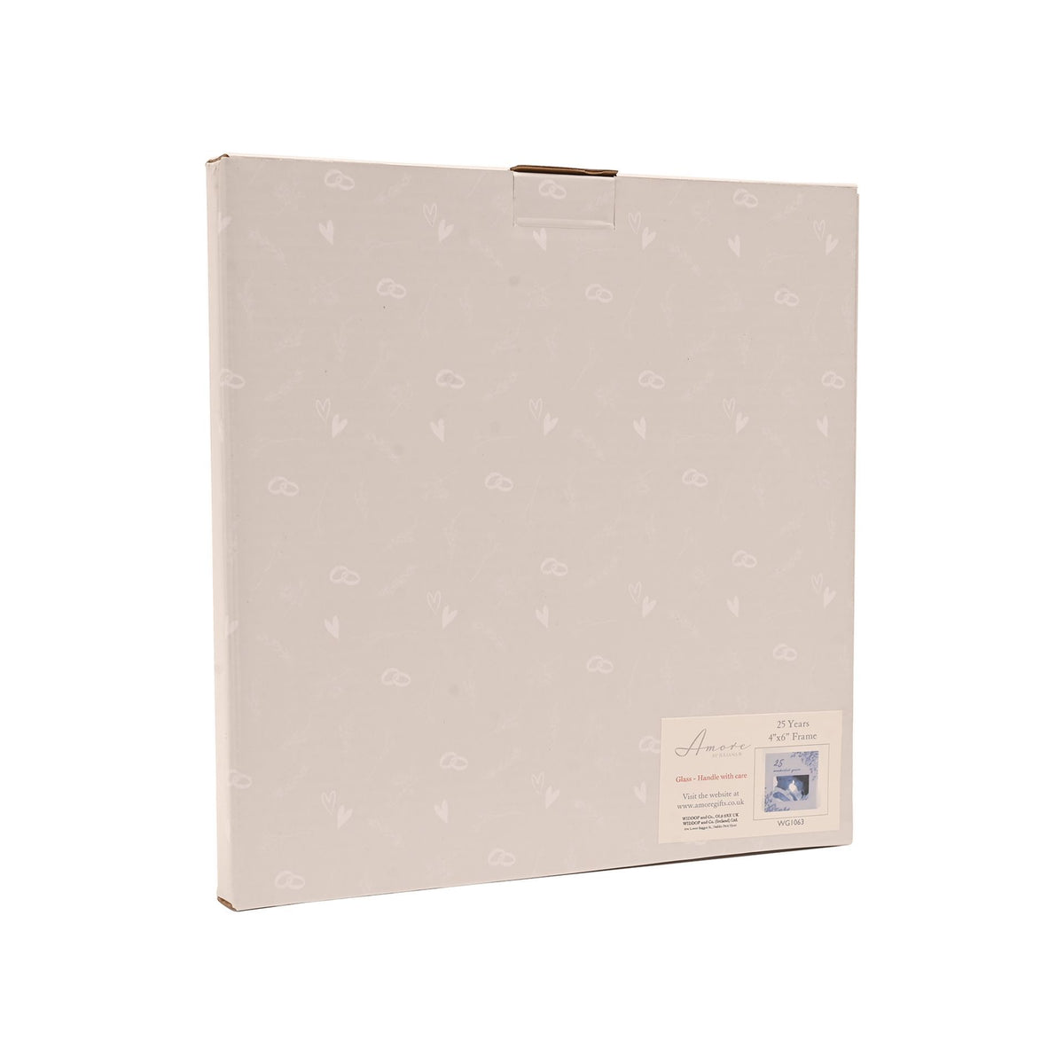 Beige gift box with repeating pattern and 'Amore' sticker label