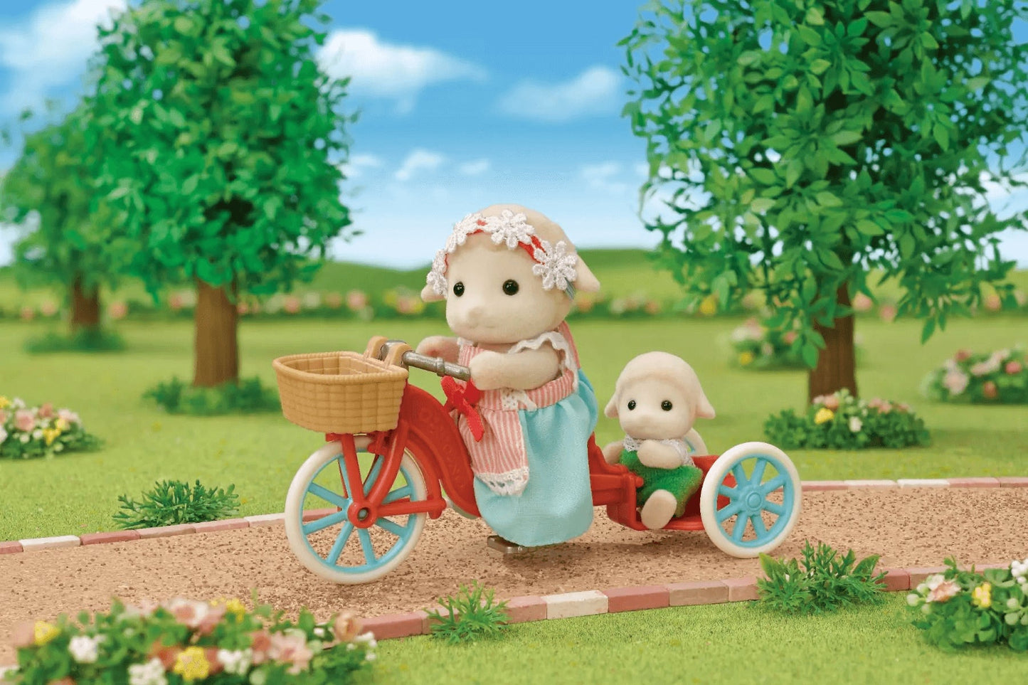Sylvanian Families Popcorn Delivery Trike Toy Playset for Age 3 and Up