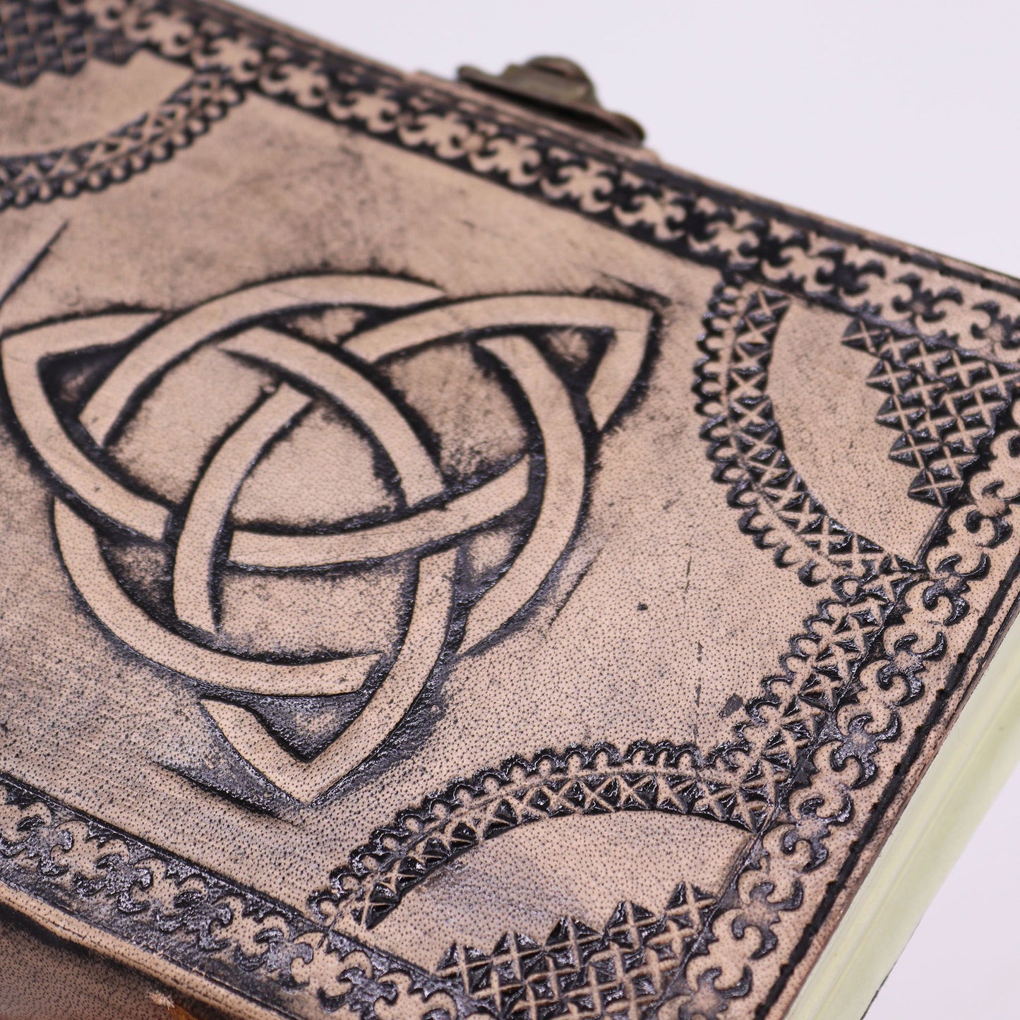 Circle Triquetra - Esoteric Notebook - Antique Grey - 200 pages  Stitch Edge- 17.5x12.5x3cm