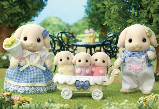 Sylvanian Families Flora Rabbit Family Toy Playset for Ages 3 and Up