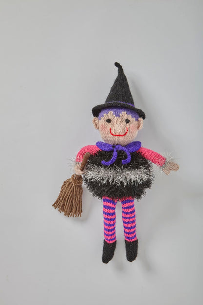 King Cole Pattern Book - Halloween Knits Book 1