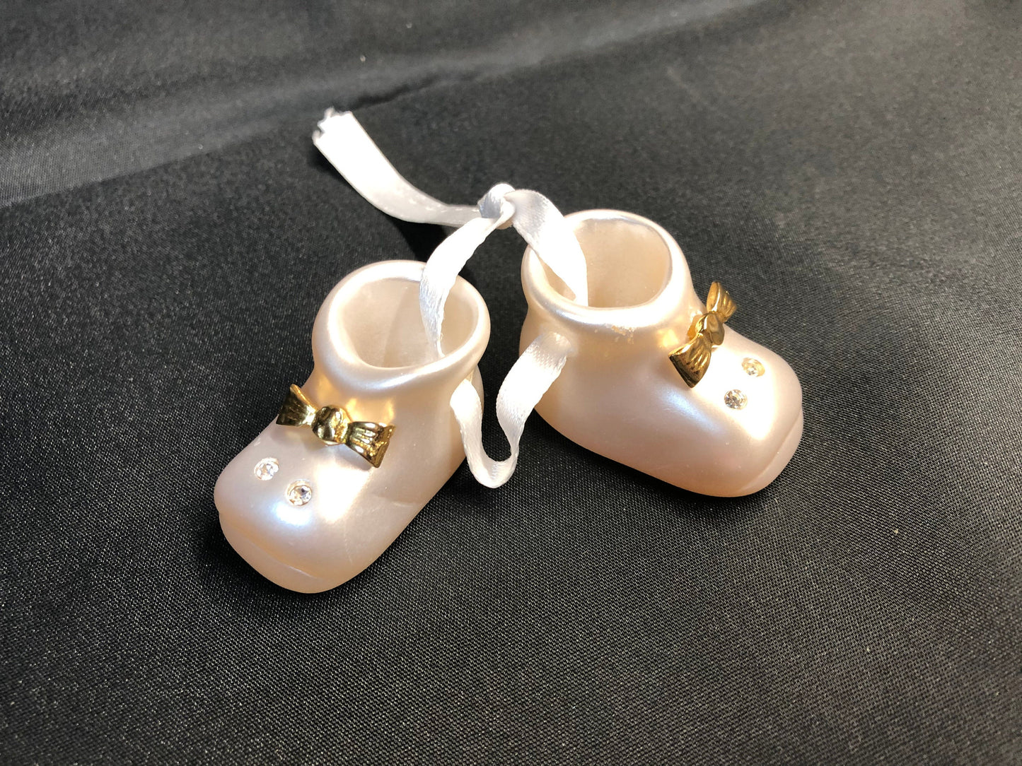 Babys First Christmas / Christening Personalised Baby Booties Hanging Ornament ~ Gift ~ Decoration