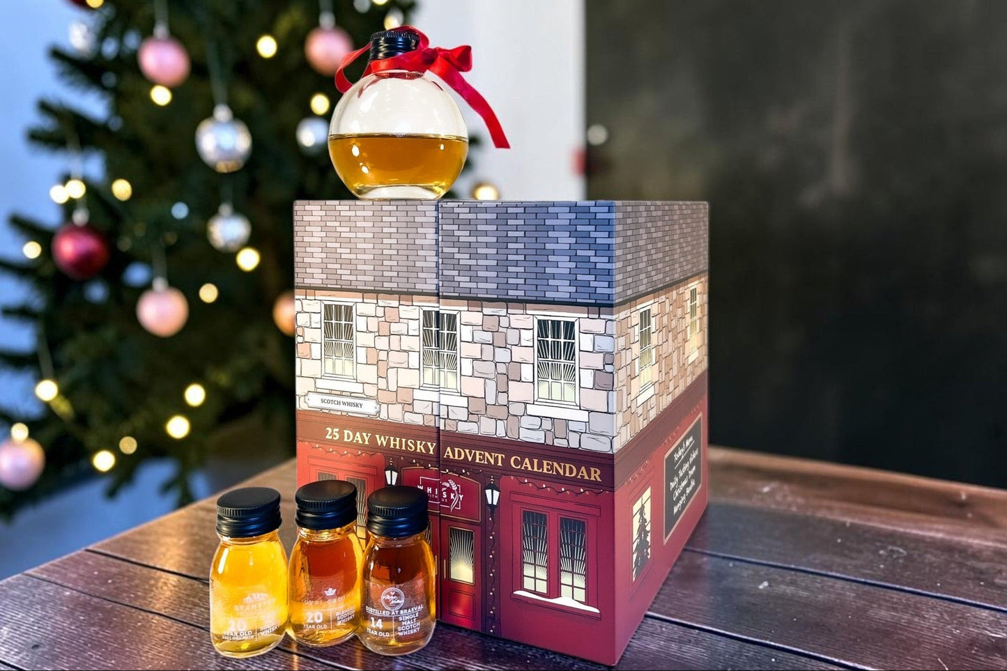 25 Day Scotch Whisky Advent Calendar. Includes Glass Bauble for Day 25 & Tasting Videos