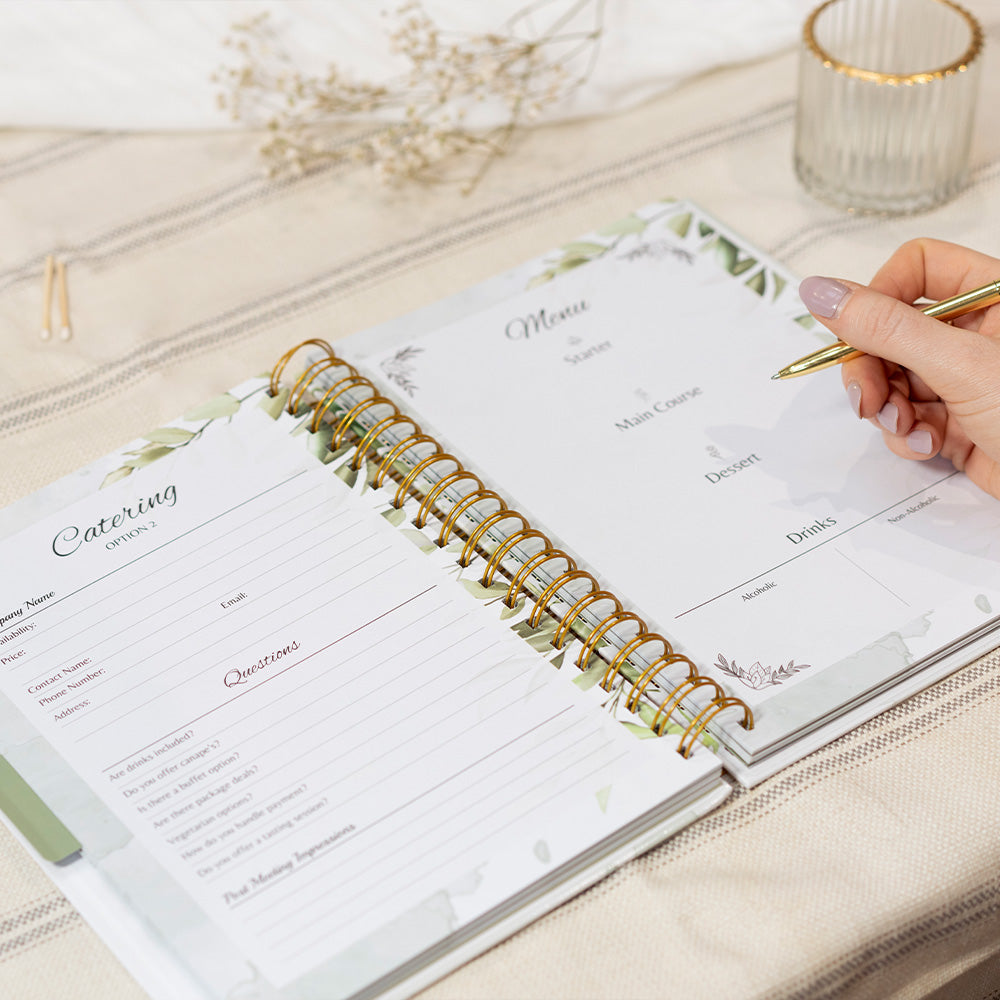 The Complete Wedding Planner, 160 Pag Spiral Bound Wedding Organizer with Gold Foil Cover